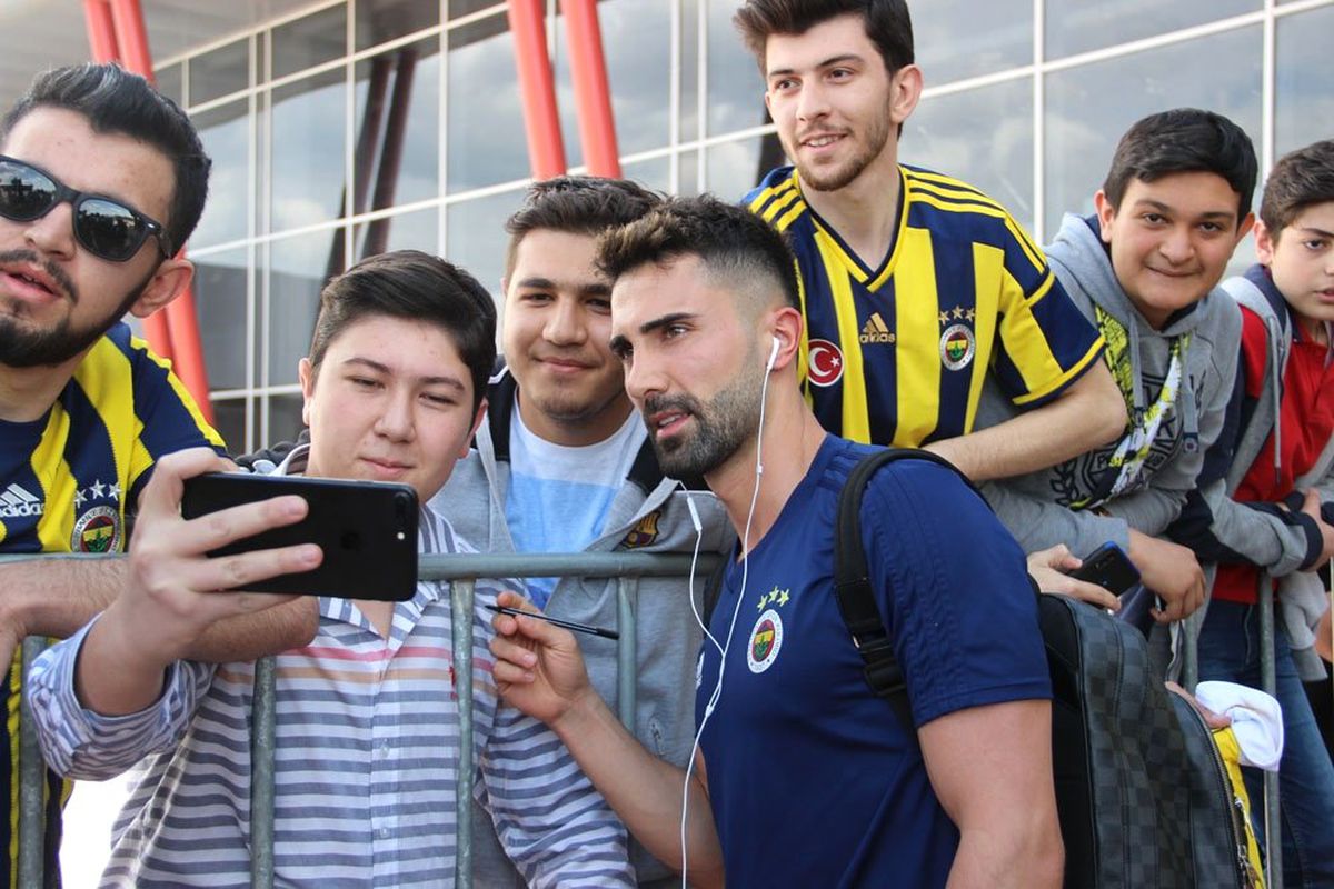Fenerbahçe, Erzurum\'da