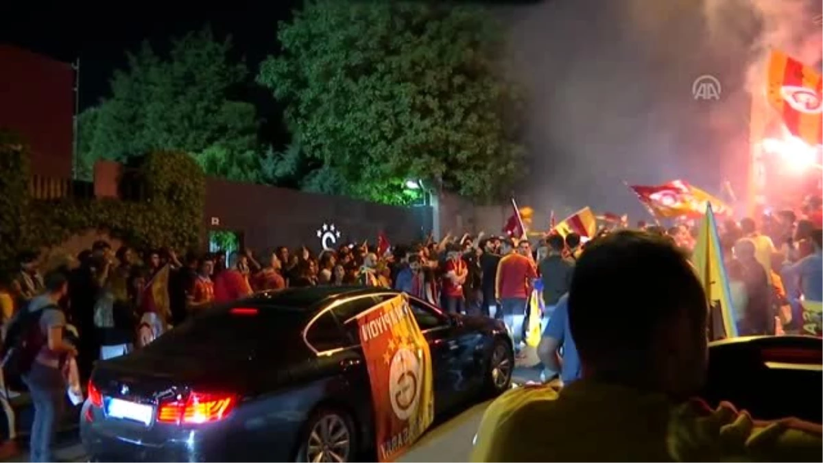 Galatasaray\'da Şampiyonluk Kutlamaları - Florya (1)