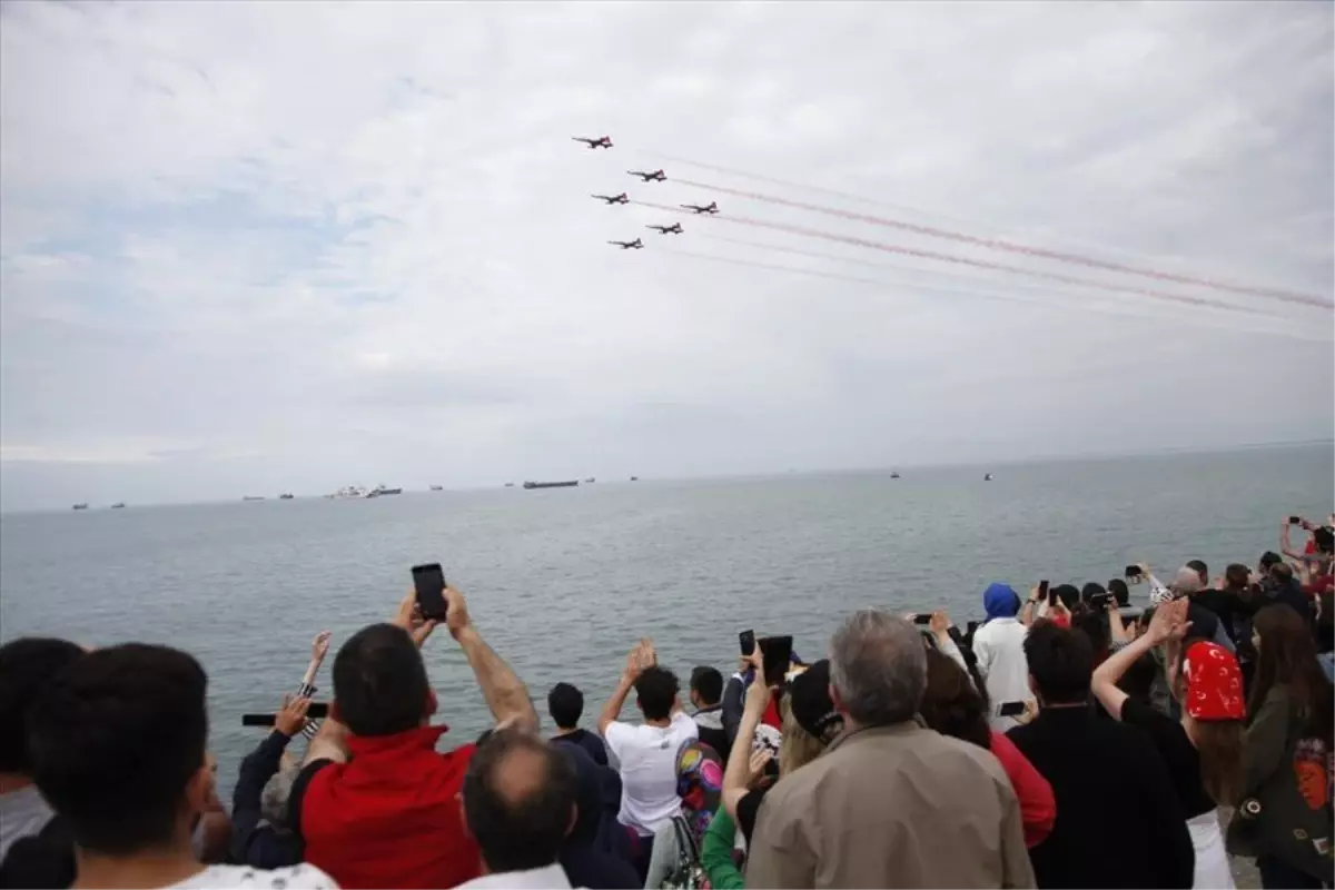 Solotürk ve Türk Yıldızları Samsun\'da Nefesleri Kesti