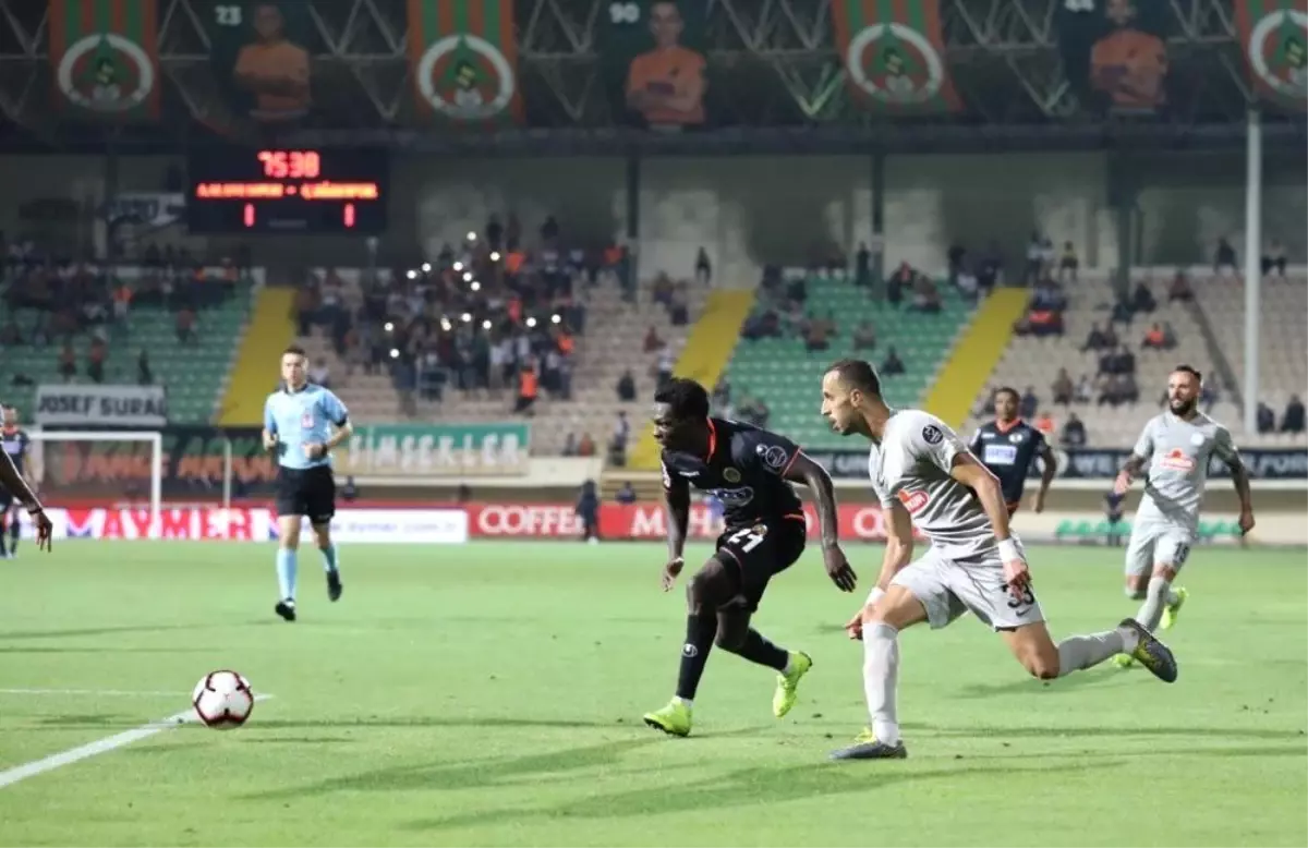 Spor Toto Süper Lig: Aytemiz Alanyaspor: 1 - Çaykur Rizespor: 1 (Maç Sonucu)