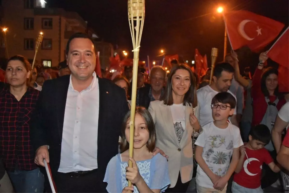 560.çağlak Festivali, 19 Mayıs 100.yılına Özel Fener Alayı ile Başladı