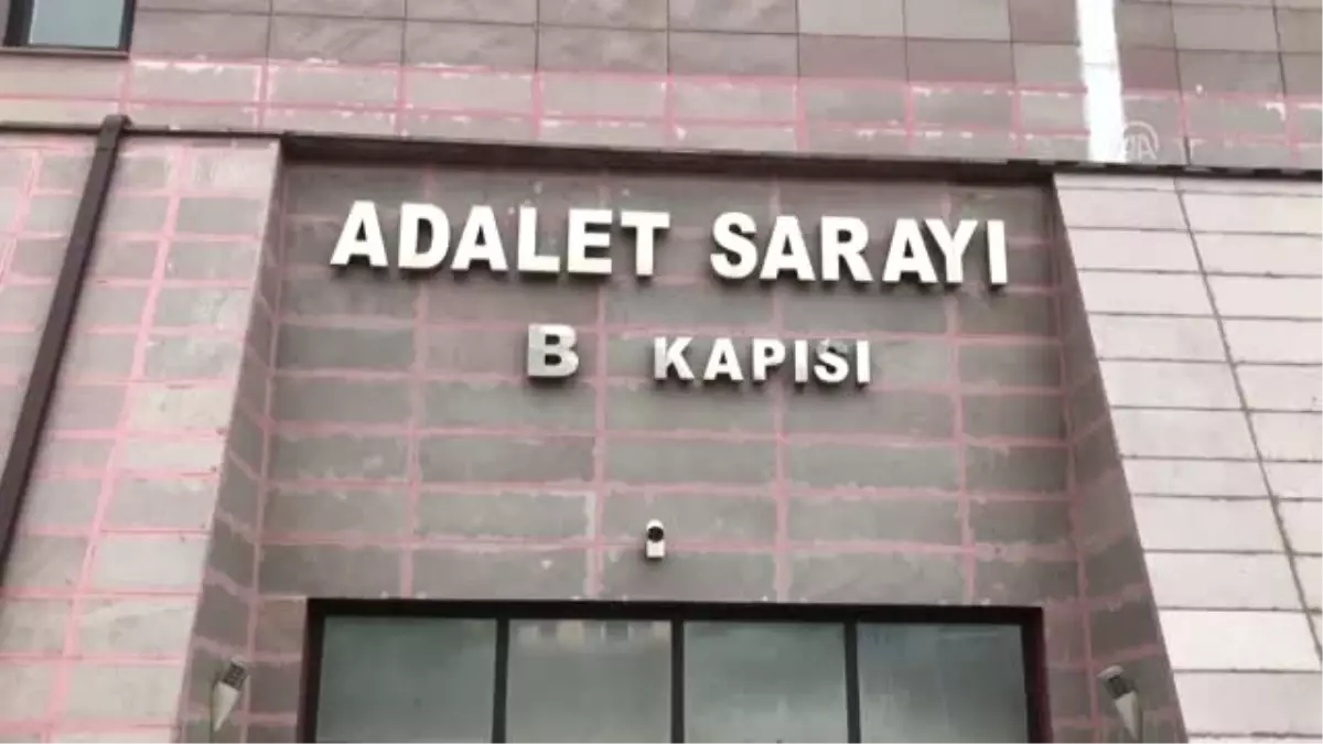 Aa Muhabiri Nişancı\'ya Hakaret Eden Zanlı Adliyede - Eskişehir