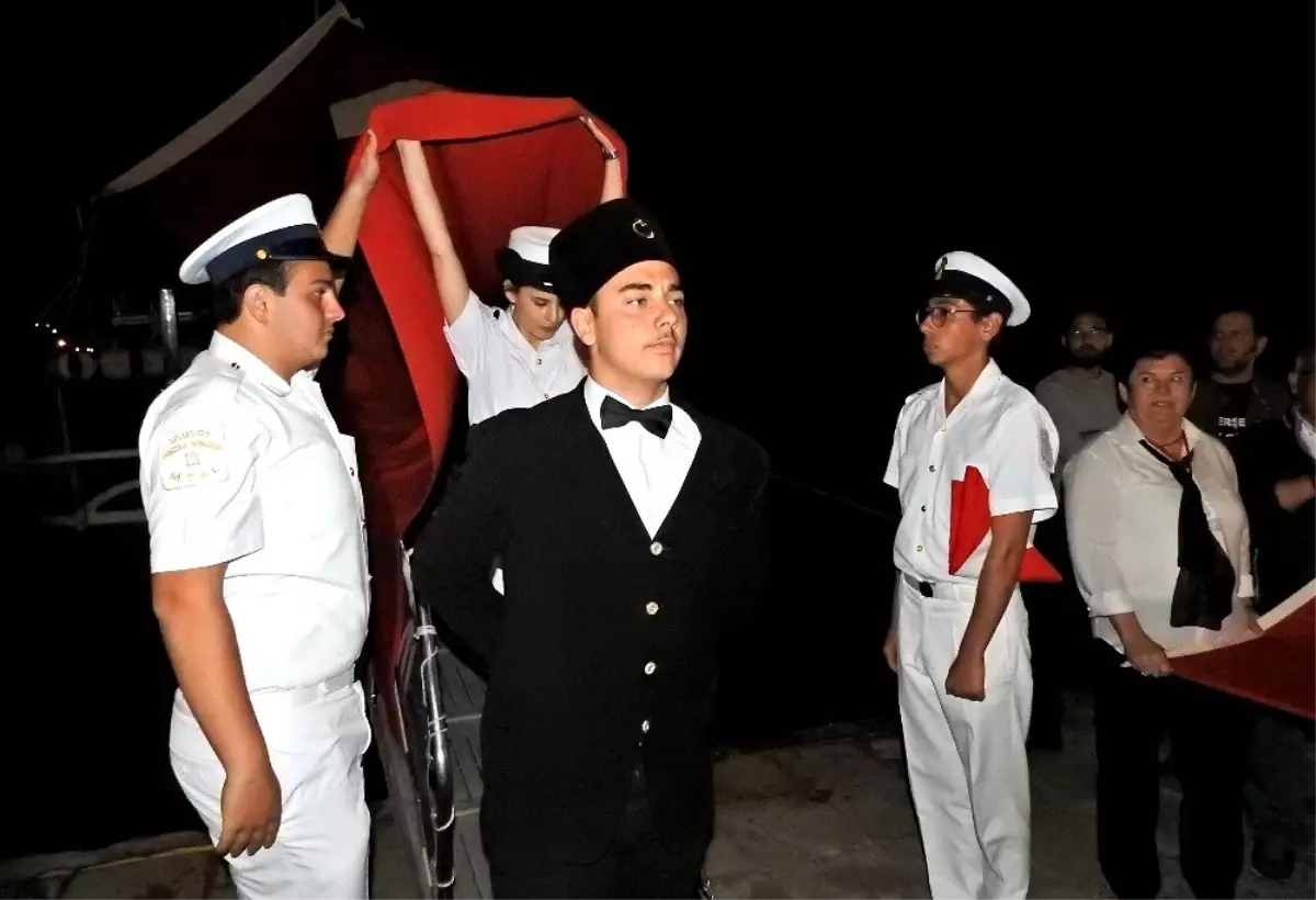 Atatürk\'ün Samsun\'a Ayak Basışı da Canlandırıldı