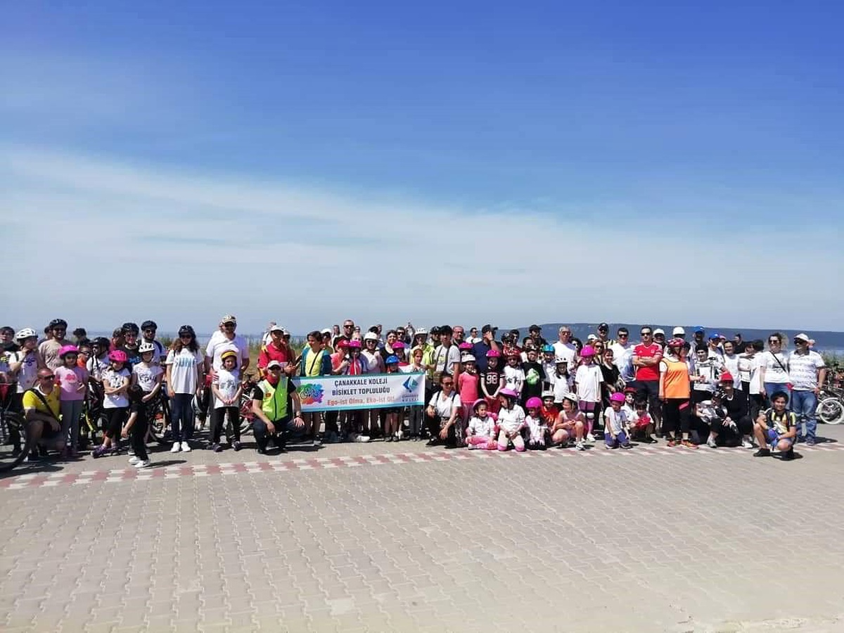 Büyük Küçük Bir Arada Pedallara Bastılar