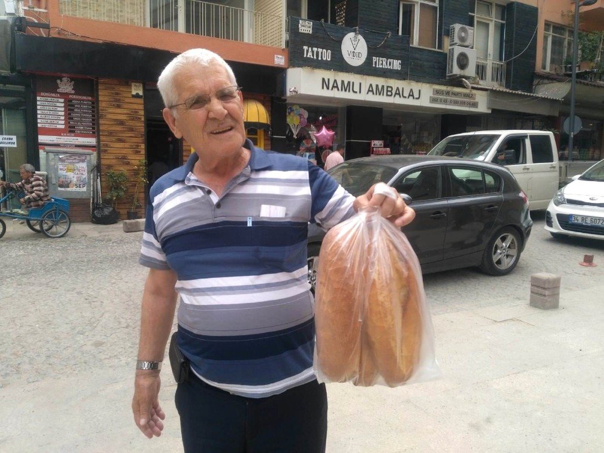 Denizli\'de Ekmeğe 25 Kuruş Zam Yapıldı