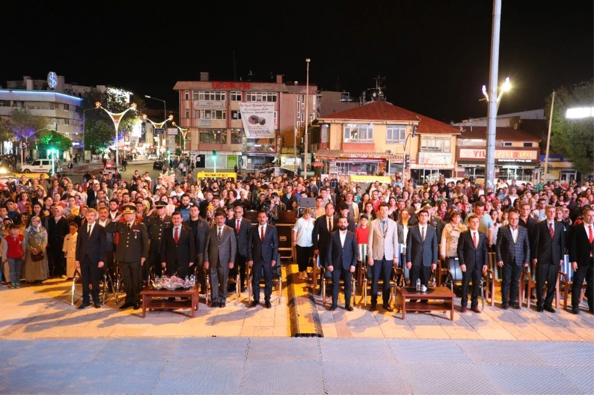 Erzincan\'da, 19 Mayıs Atatürk\'ü Anma Gençlik ve Spor Bayramı Etkinlikleri