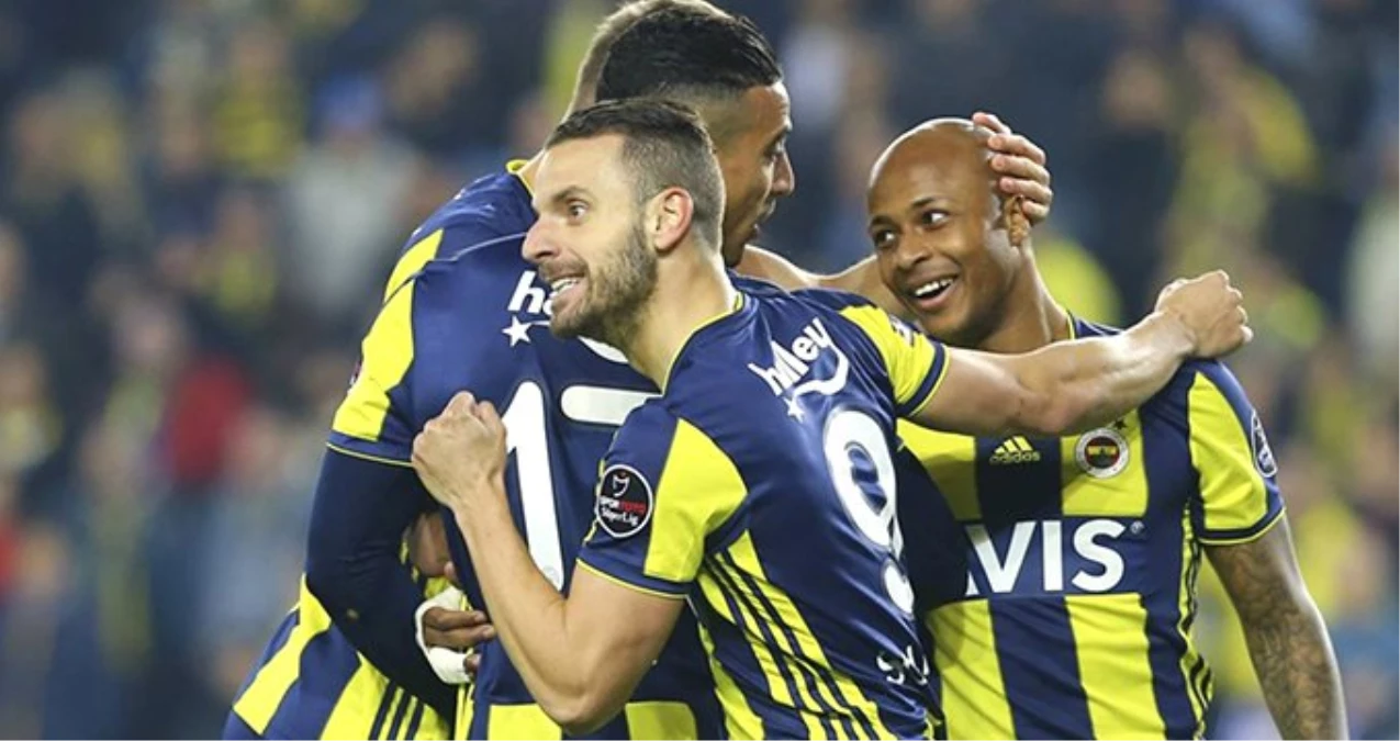 Fenerbahçe\'de Soldado Penaltıyı Kullanmayınca Moses\'ın Attığı Gole Sevinmedi!