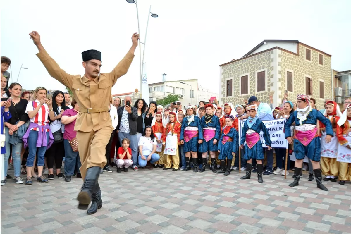 Foça\'da Bayram Coşkusu