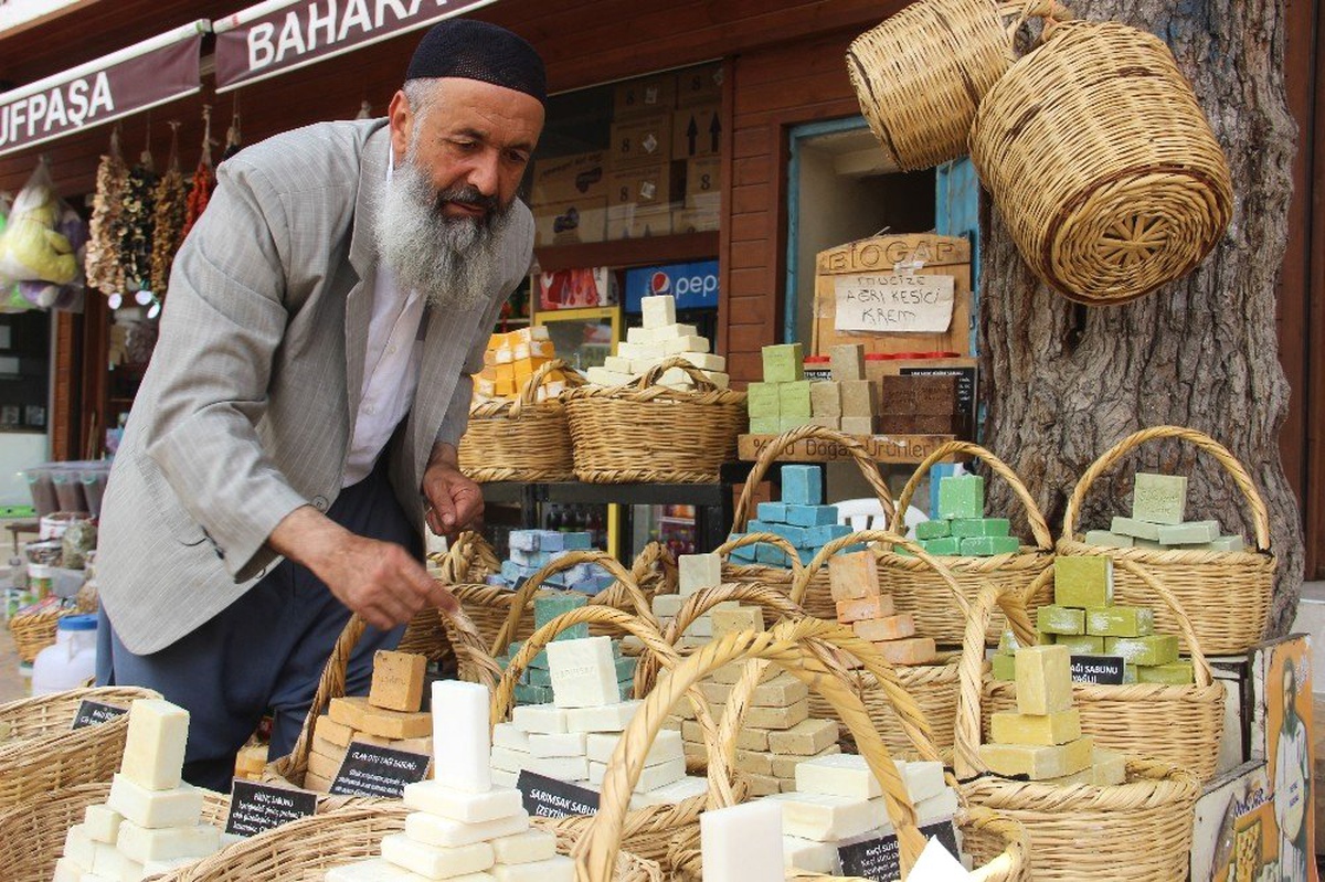 Şanlıurfa\'da Eşek Sütünden Sabuna Büyük İlgi