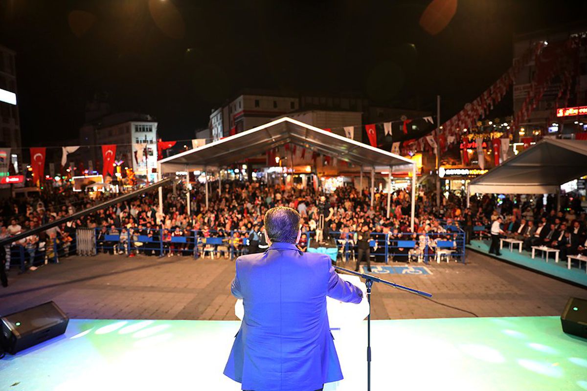 Şiirin Diliyle Resulullah\'ın Hayatı