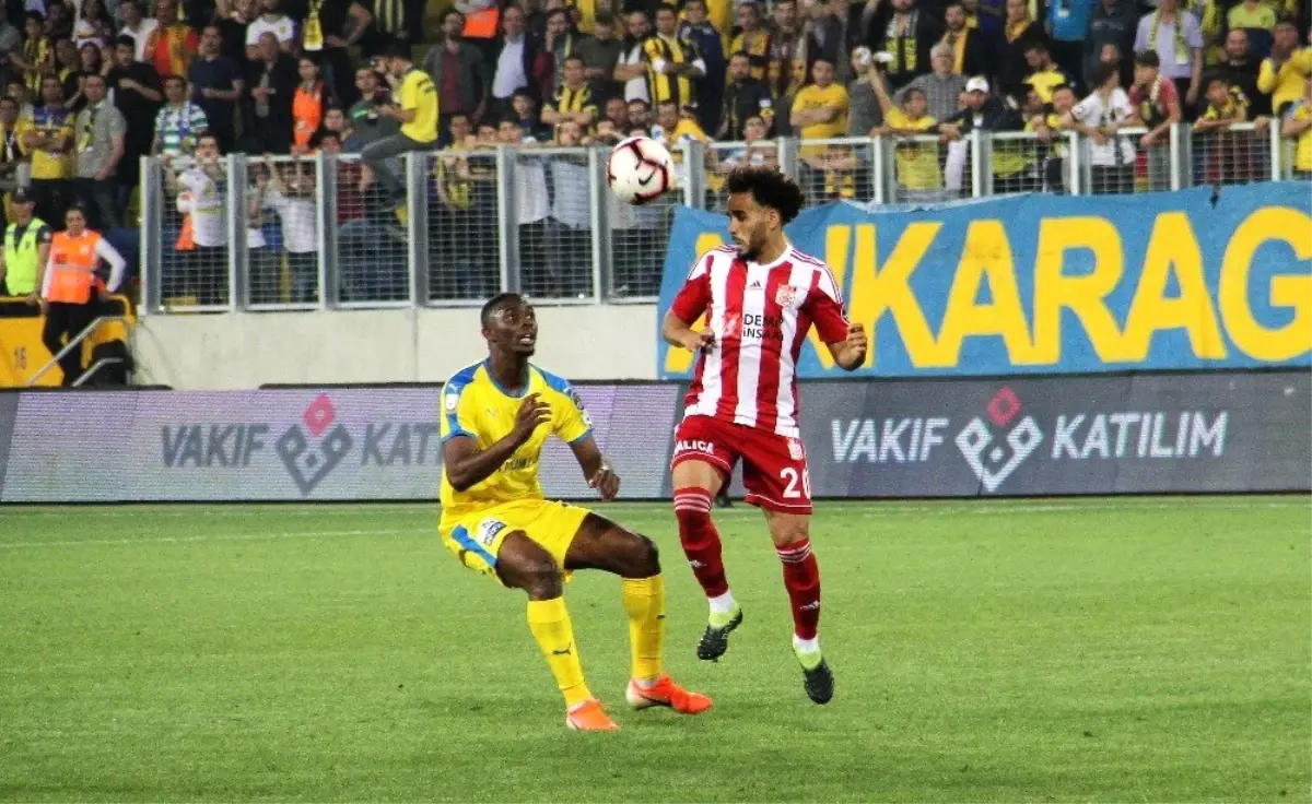 Spor Toto Süper Lig: Mke Ankaragücü: 3 - Sivasspor: 1 (Maç Sonucu)