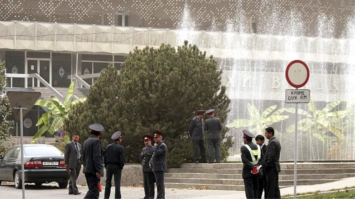 Tacikistan\'da Işid Üyelerinin Bulunduğu Cezaevinde İsyan: 32 Ölü