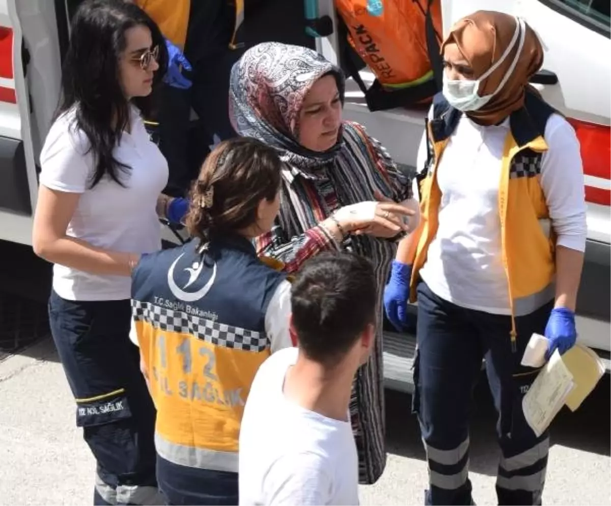 Tamir İçin Bıraktığı Ayakkabıyı Almaya Gitti, İş Yeri Sahibini Asılı Buldu