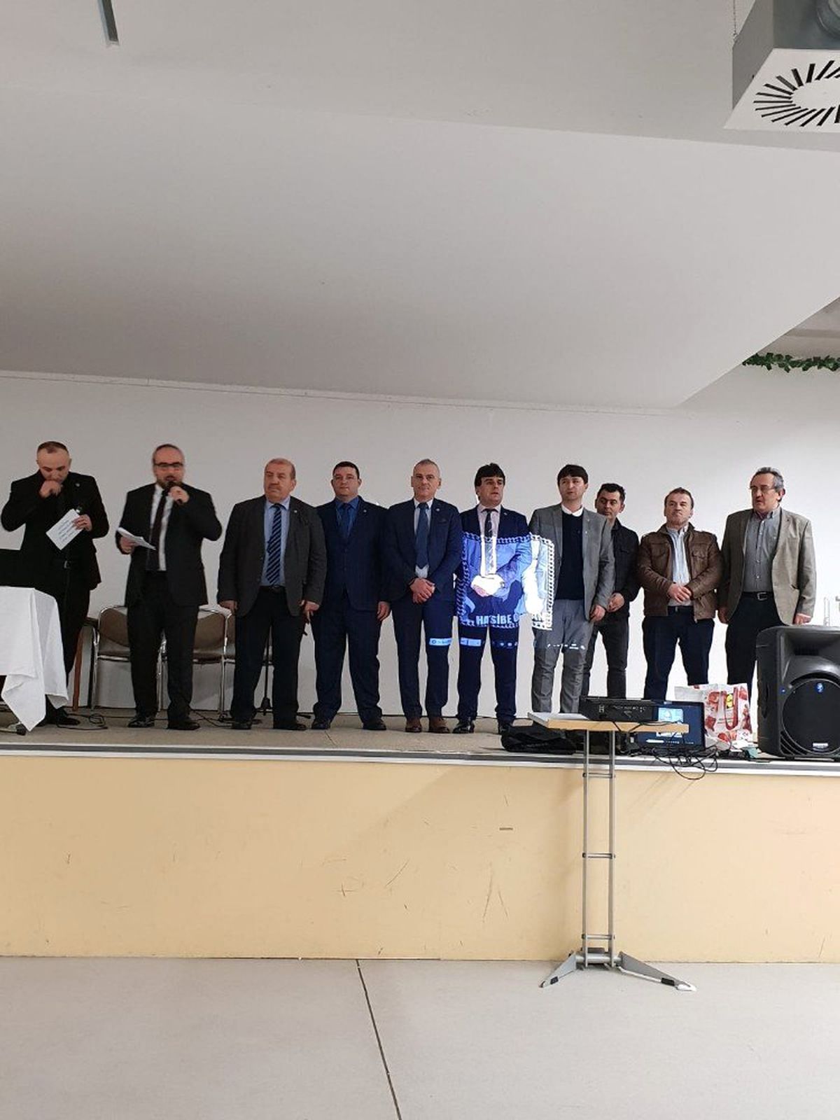 Türkelili Yangınzedeye Almanya\'dan 40 Bin Liralık Yardım