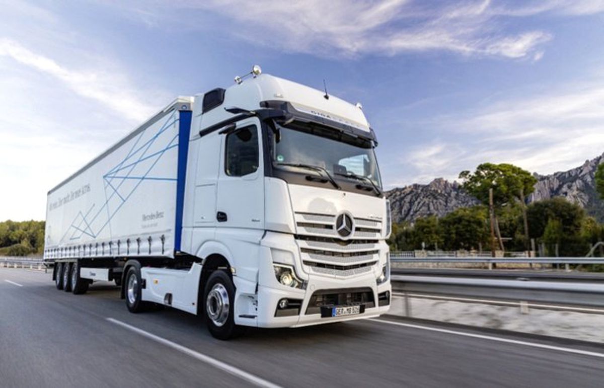 Yeni Actros, teknolojik devrimle yola çıkıyor
