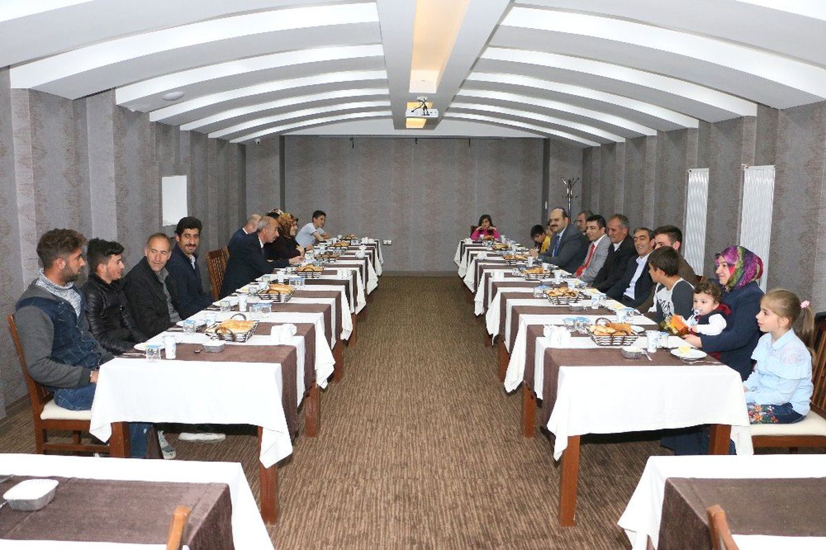 Aziziyeli Çocuklar Kardeşlik İftarında Buluştu