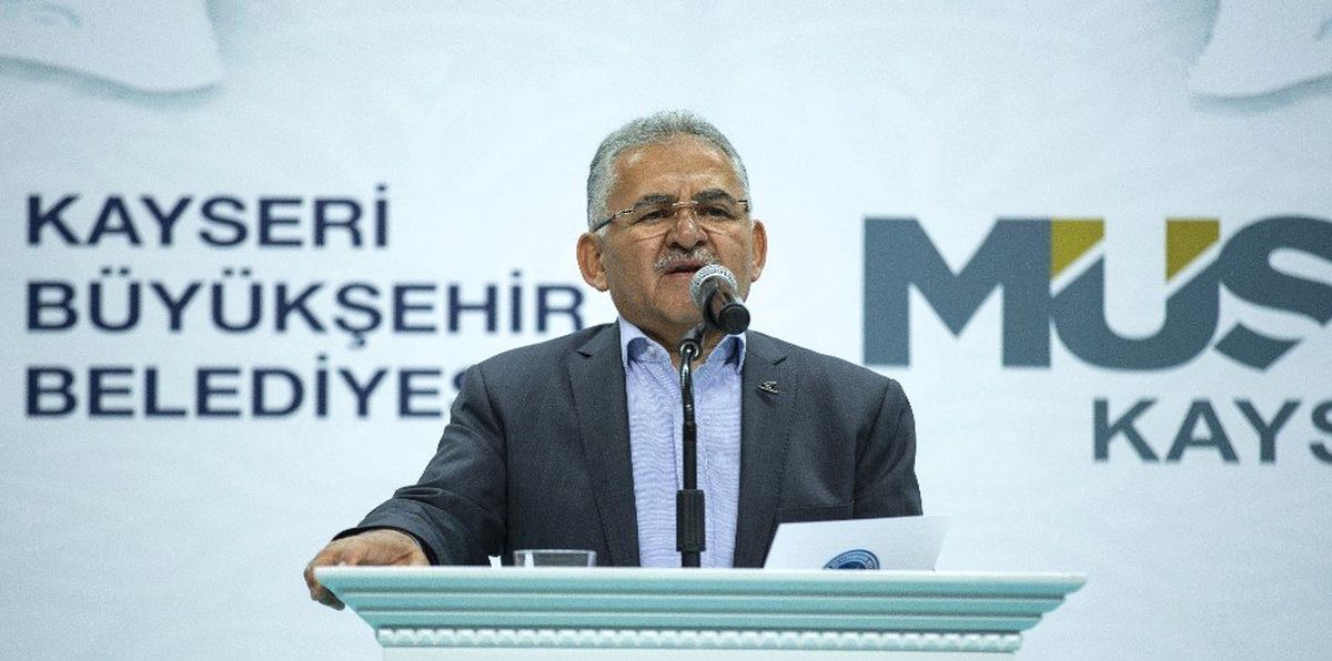 Başkan Büyükkılıç: "Türk Milleti Yetimin Elini Bırakmaz"