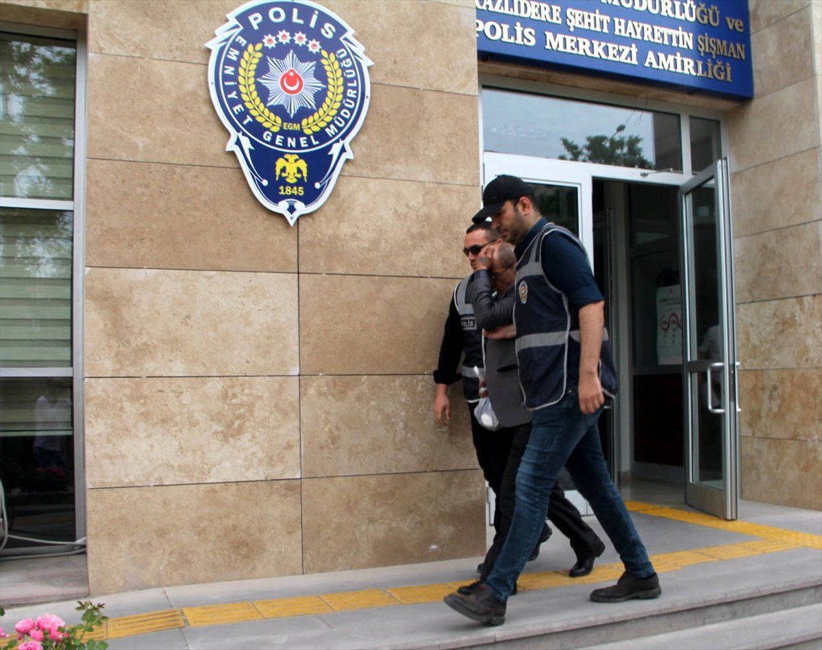Beni Tanımadın Mı?" Diyerek Dolandırdı