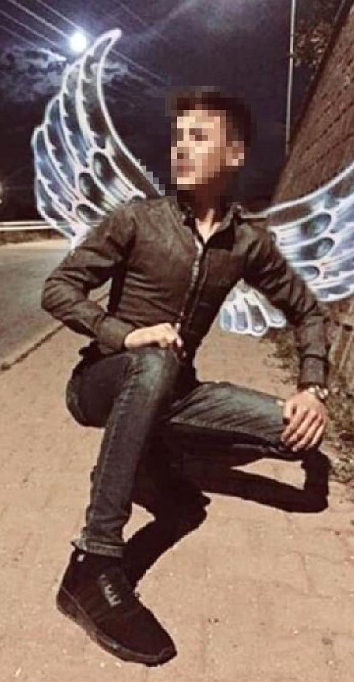 Berat, 12 Yerinden Bıçaklanarak Öldürüldü