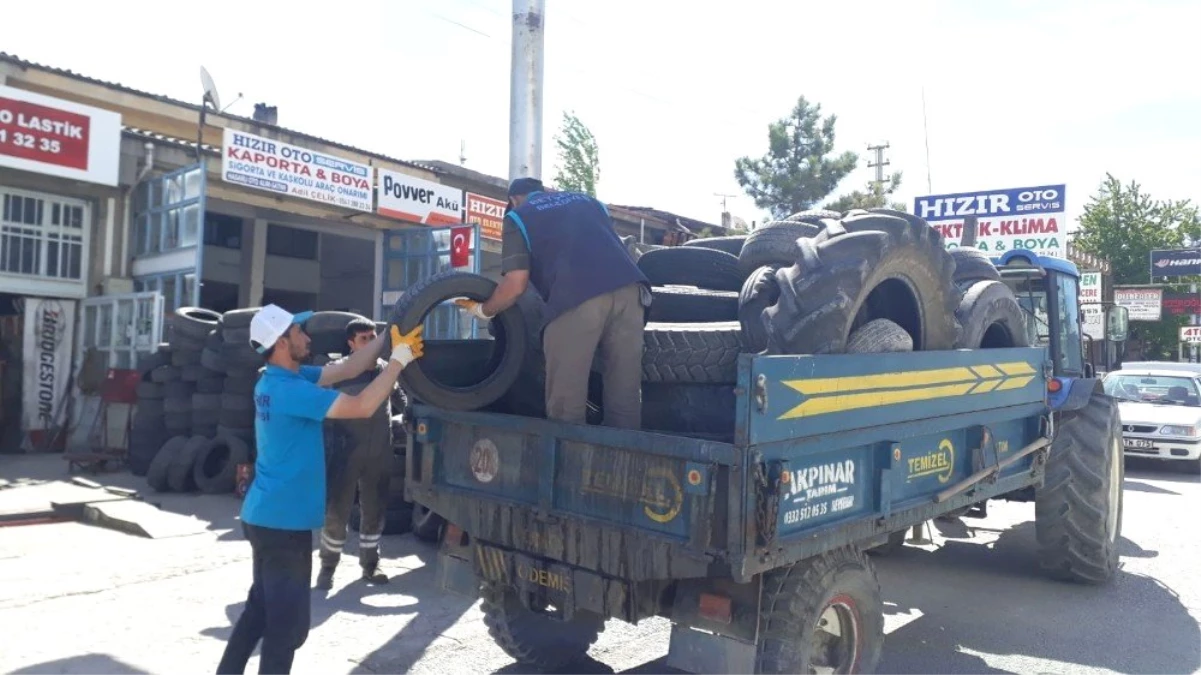 Beyşehir Belediyesi Atık Lastikleri Topluyor