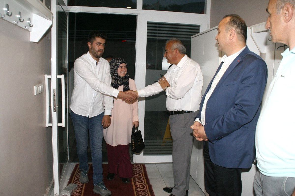 Devrek Belediyesinden Kurum Amirlerine İftar Yemeği