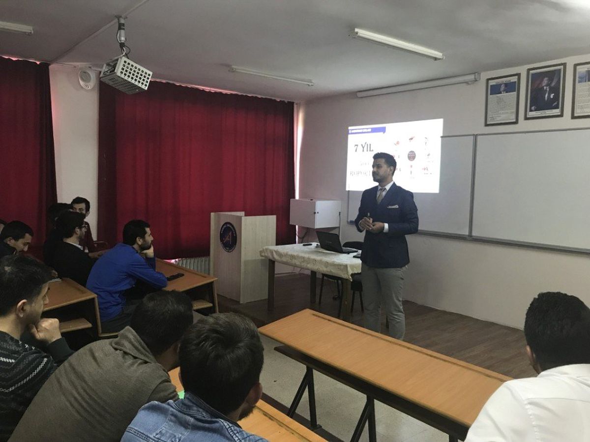 Elmalı Myo Kariyer Söyleşileri Devam Ediyor