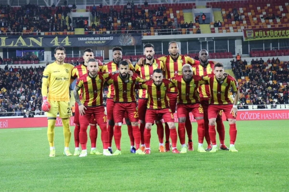 Evkur Yeni Malatyaspor\'da 11 Futbolcunun Sözleşmesi Sona Eriyor