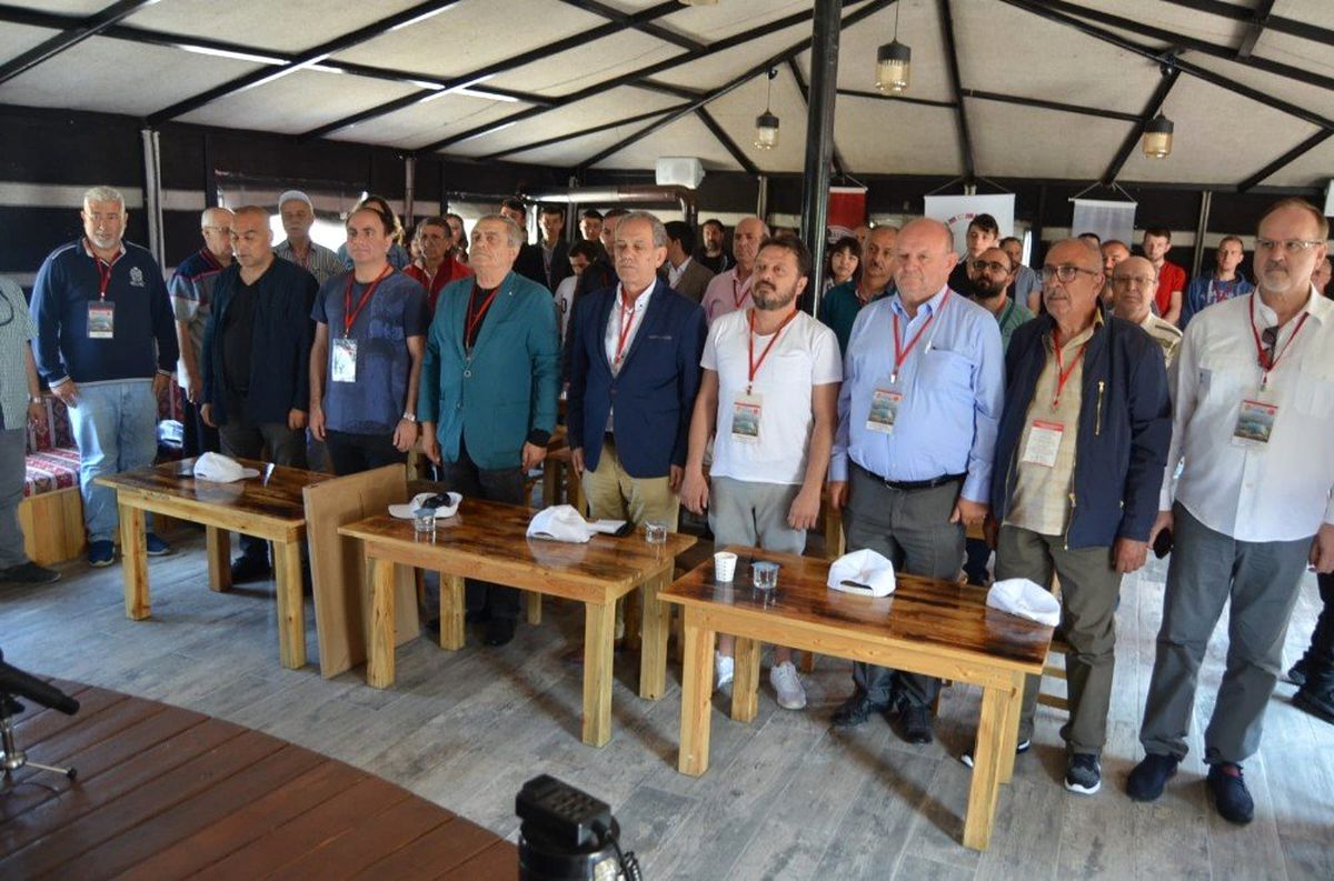 Gazeteciler \'İmdat\' Çağrısı Yaptı