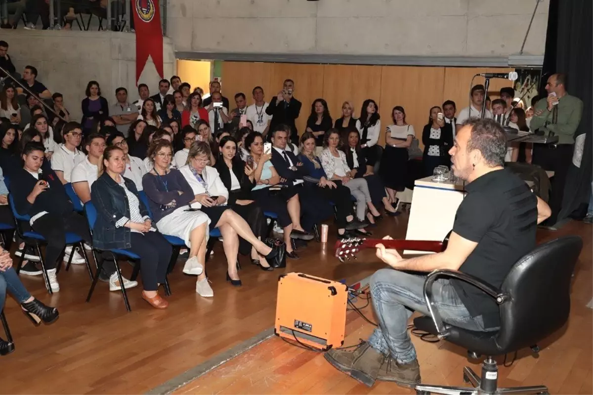 Haluk Levent ve Ted Ankara Koleji Öğrencileri Skolyoz Hastalığı İçin Bir Araya Geldi