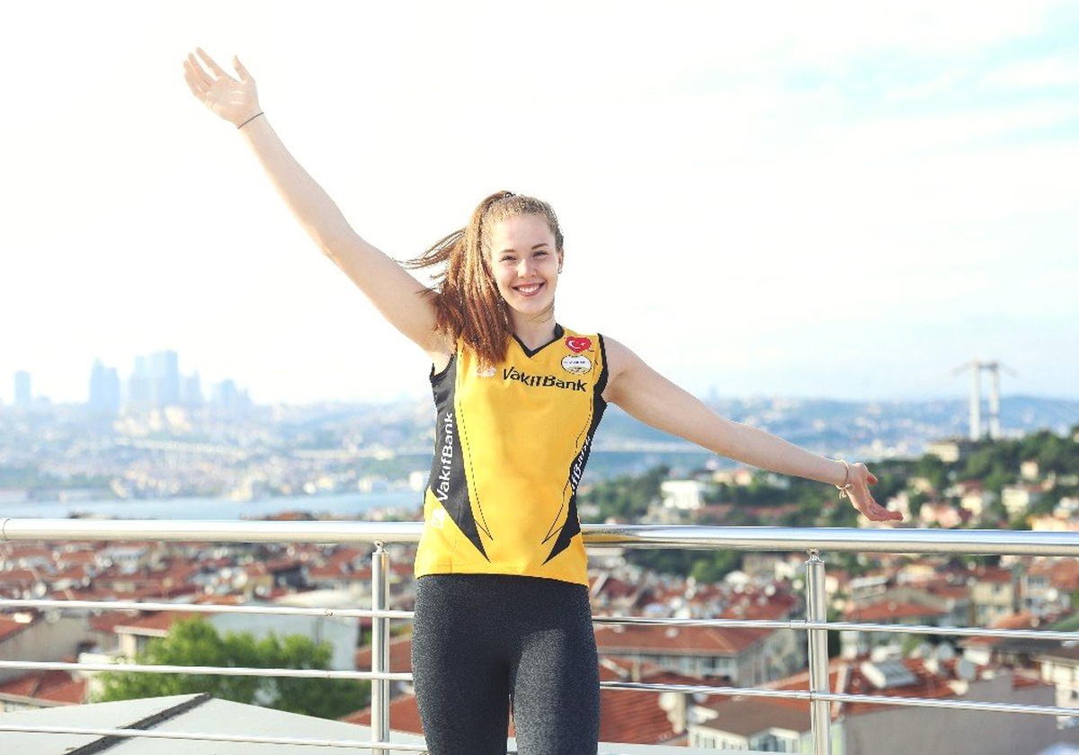 Isabelle Haak: "Vakıfbank\'ta Oynamak Hayalimdi"