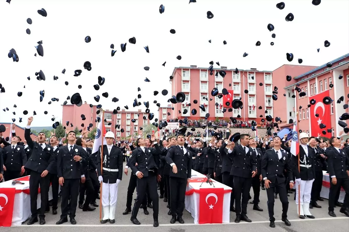 Kastamonu Polis Meslek Yüksekokulunda Mezuniyet Töreni