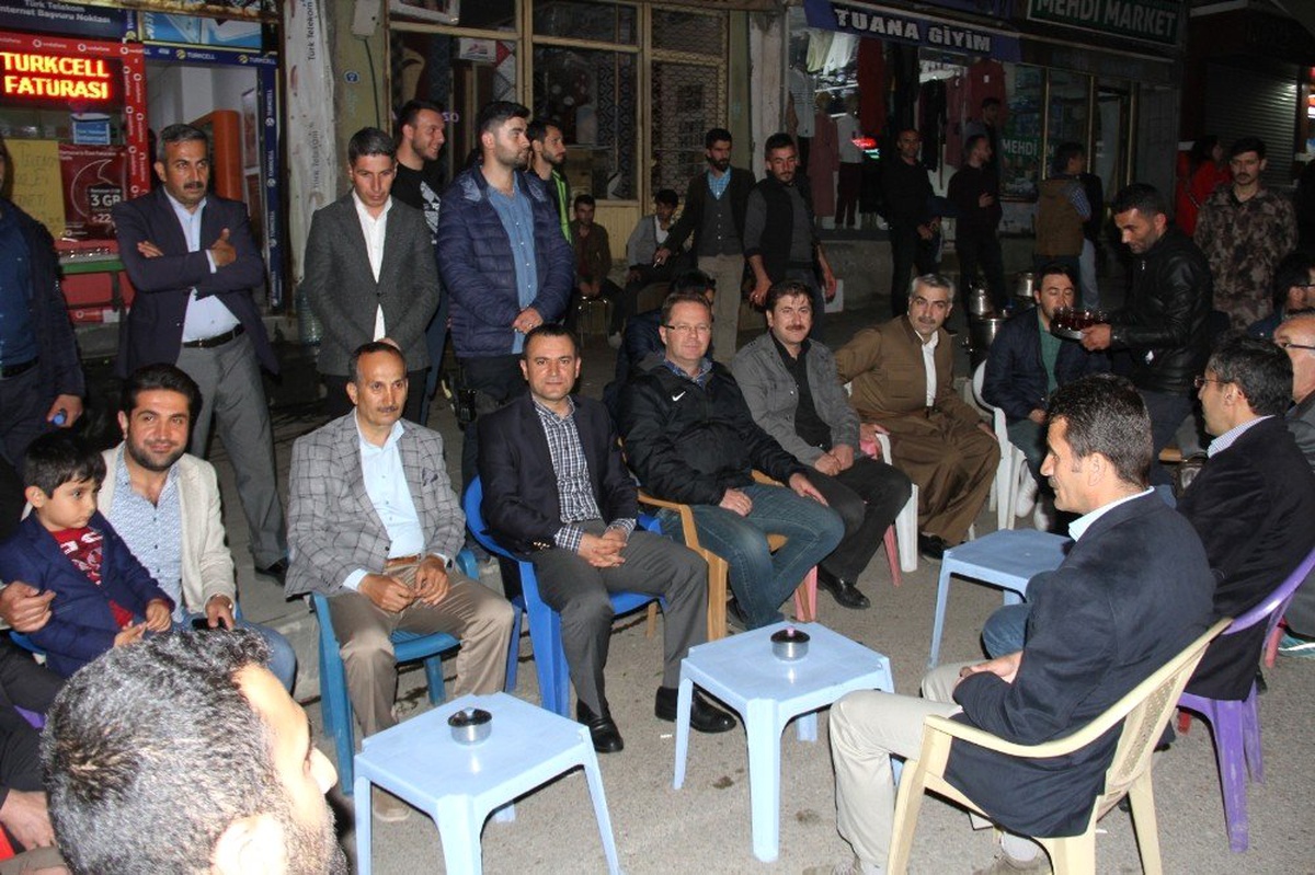 Kaymakam Türkman ve Başkan Saklı Vatandaşlarla Bir Araya Geldi