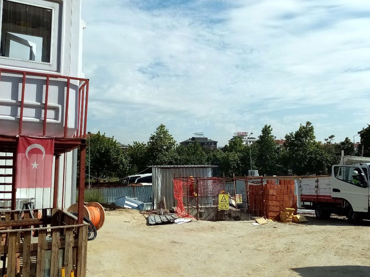 Metro Şantiyesini Silahla Basıp 500 Kilo Kablo Çaldılar