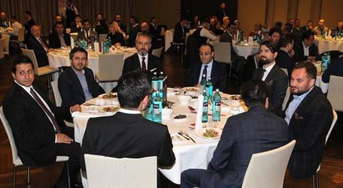 THY\'den Almanya\'da 5 Yıldızlı İftar