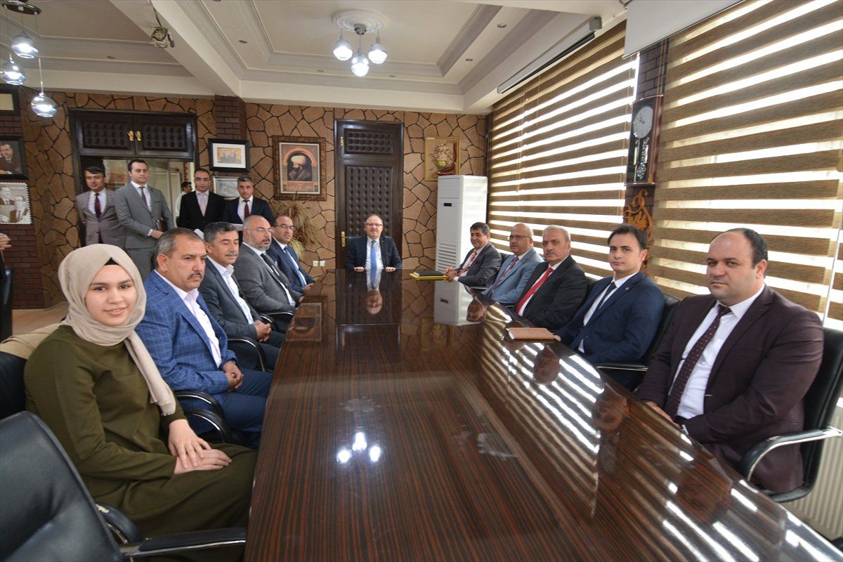 Vali Tutulmaz Sandıklı\'da Toplantılara Katıldı