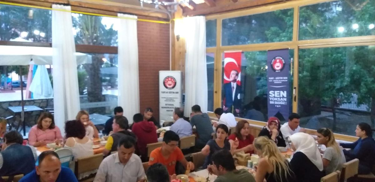 YURT Sendikaları İftarda Buluştu