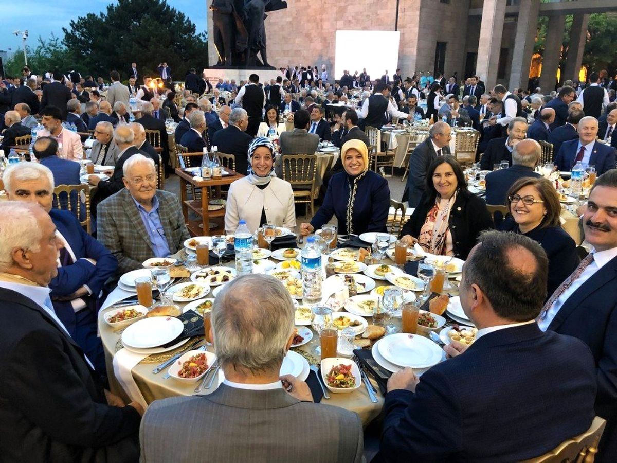 Başkan Şahin TBMM\'de İftar Programına Katıldı