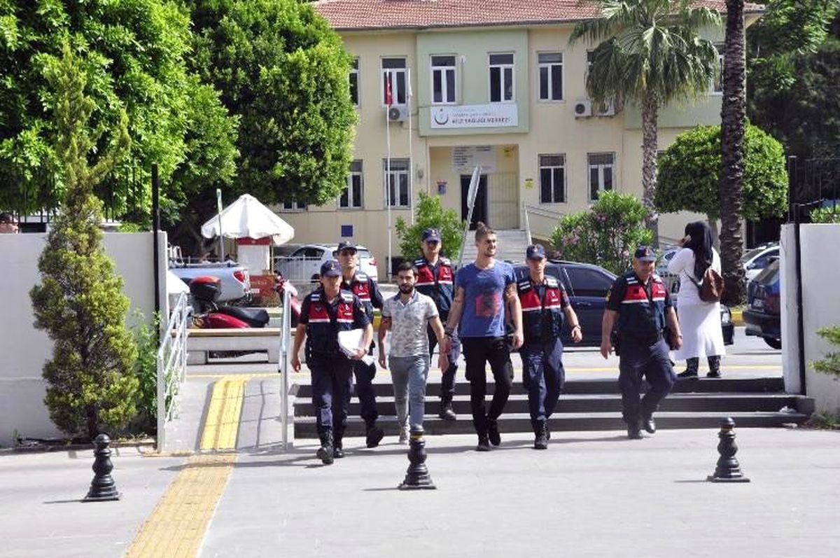 Bilgisayar Kasasında Uyuşturucu Saklayan Şüpheliler Tutuklandı