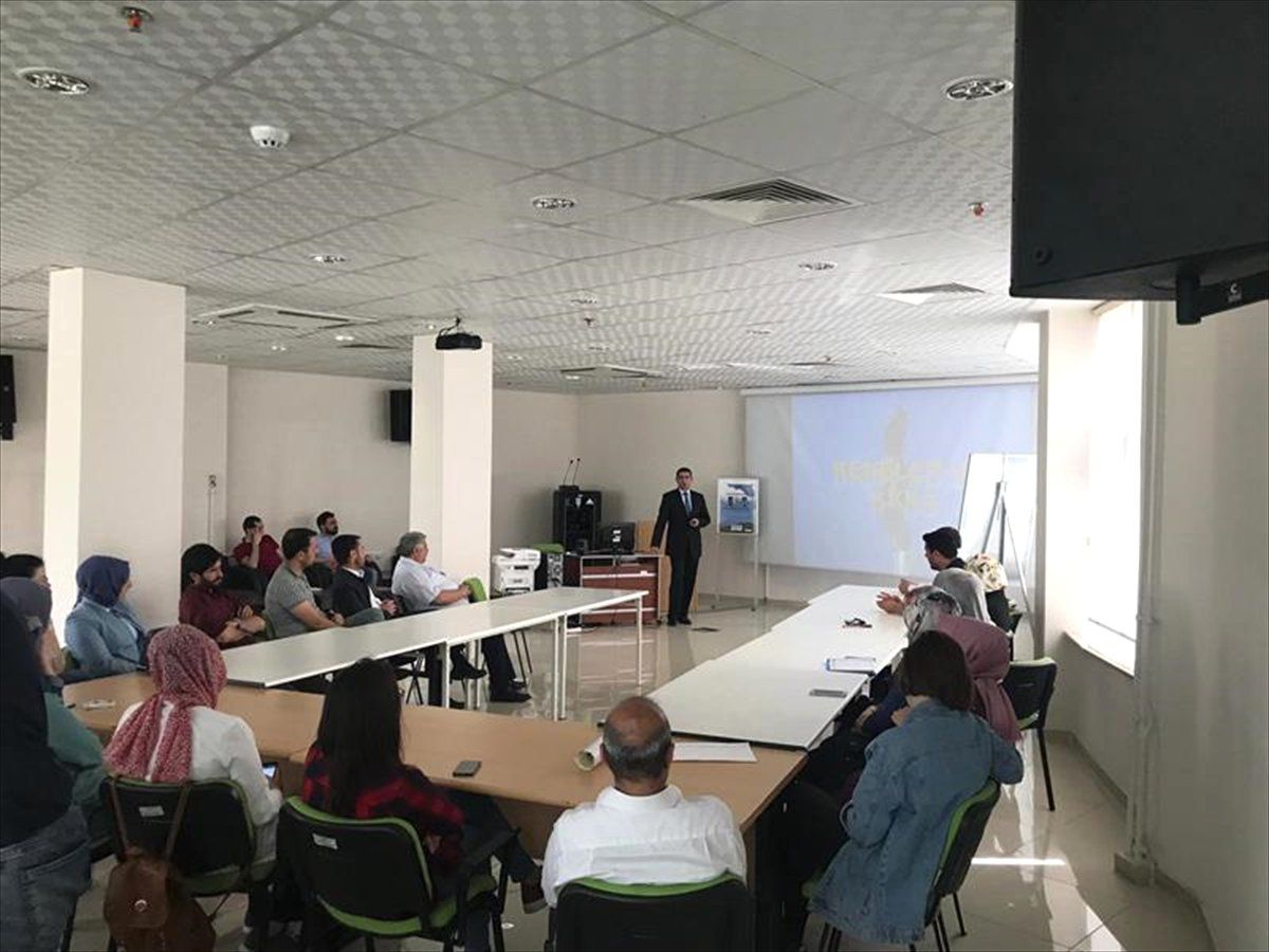 Bingöl\'de Doktorlara Kene ile İlgili Bilgilendirme