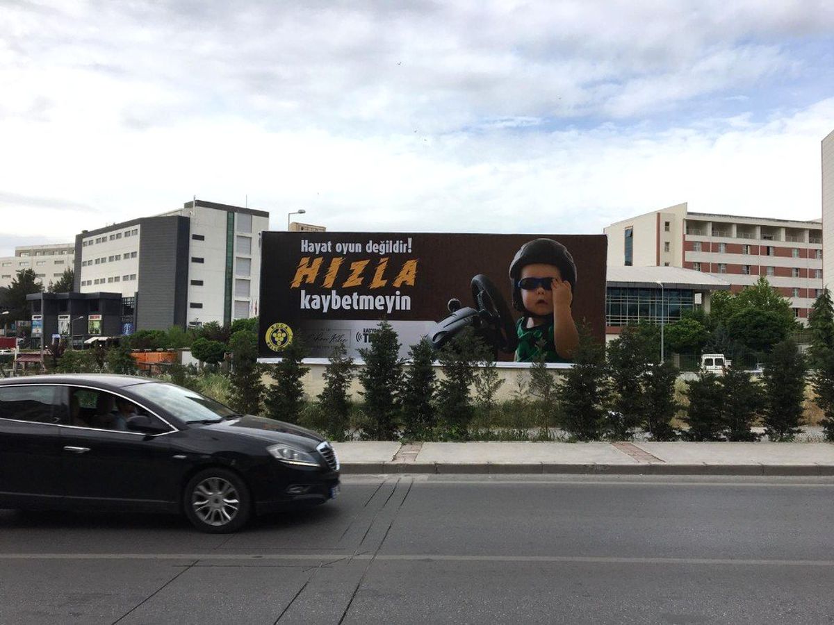 Buca\'da Trafik Teyakkuzu: Trafik Terörüne Son