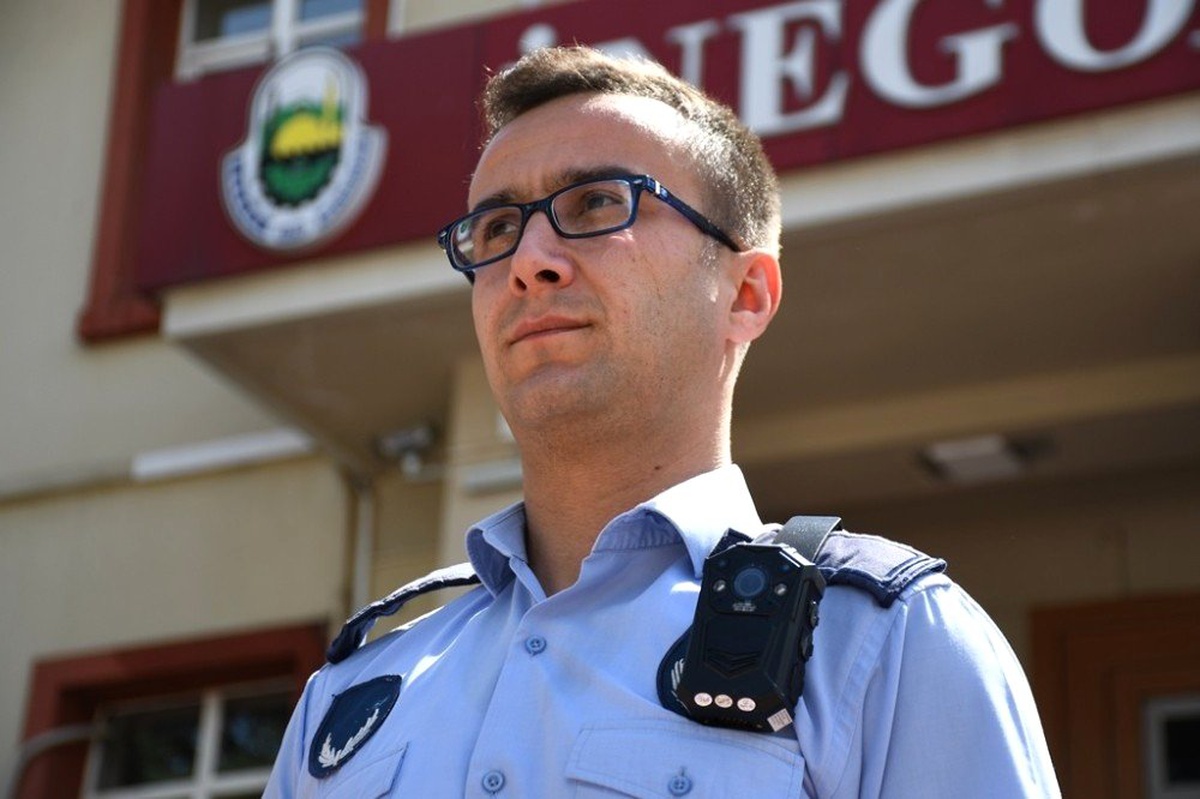 Dikkat...bu Zabıta Her Şeyi Kaydediyor