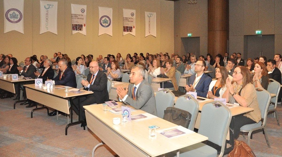 Esogü Öncülüğünde \'İleri Radyoterapi Teknikleri\' Tartışıldı