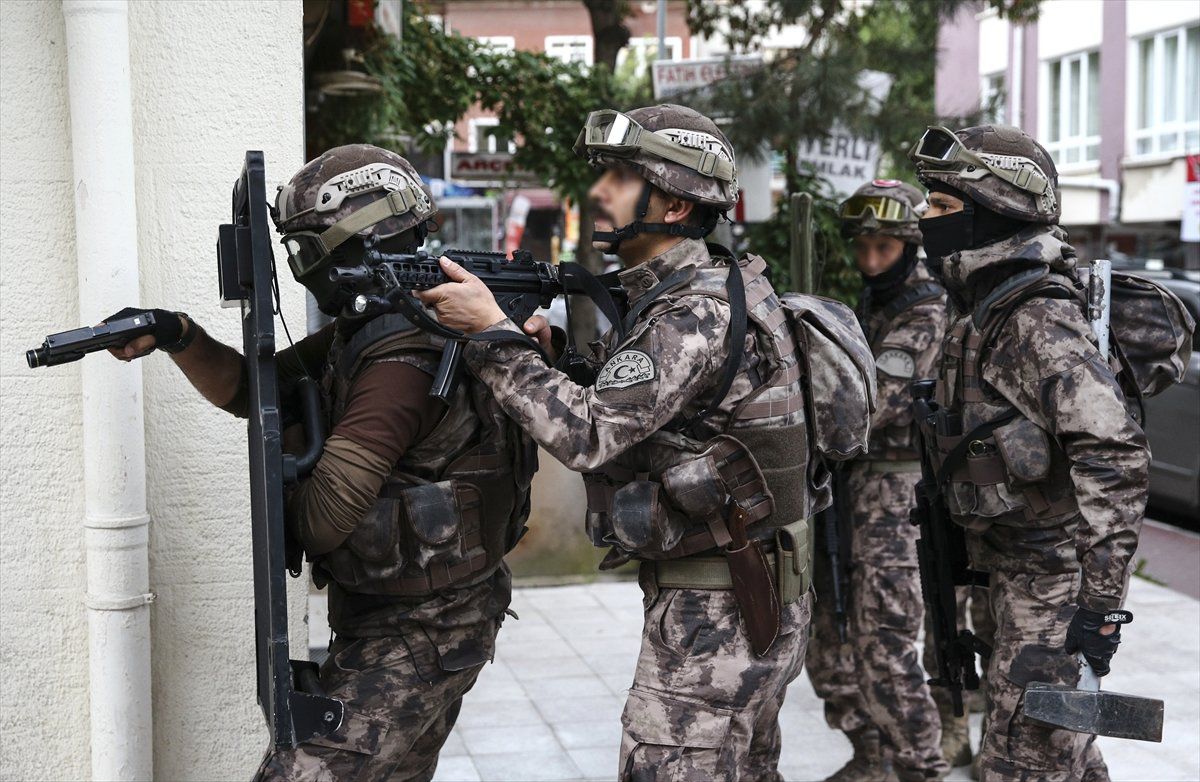 Güncelleme - Vize Dolandırıcılarına 8 İlde Eş Zamanlı Operasyon