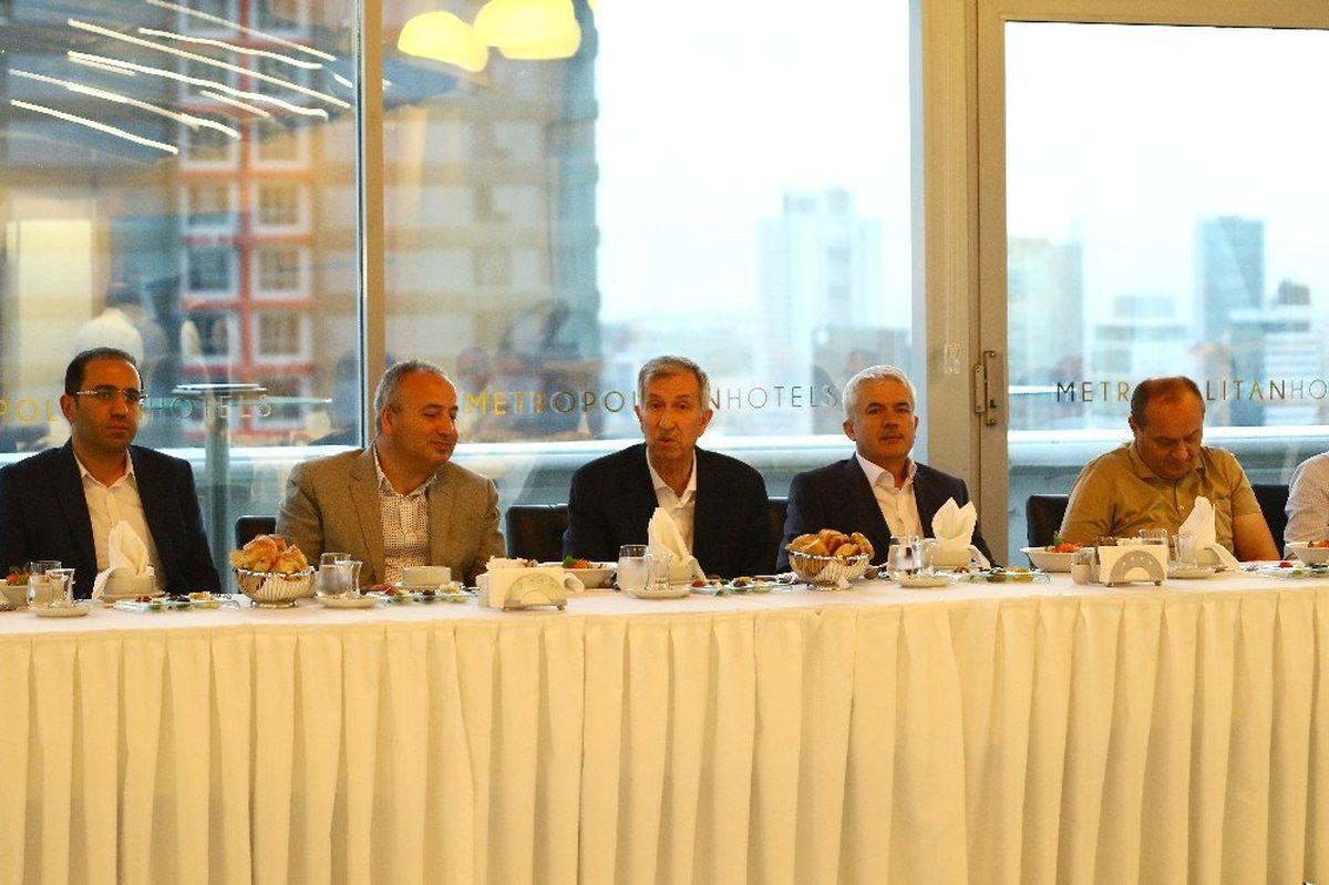 İhlas Ailesi İftarda Bir Araya Geldi