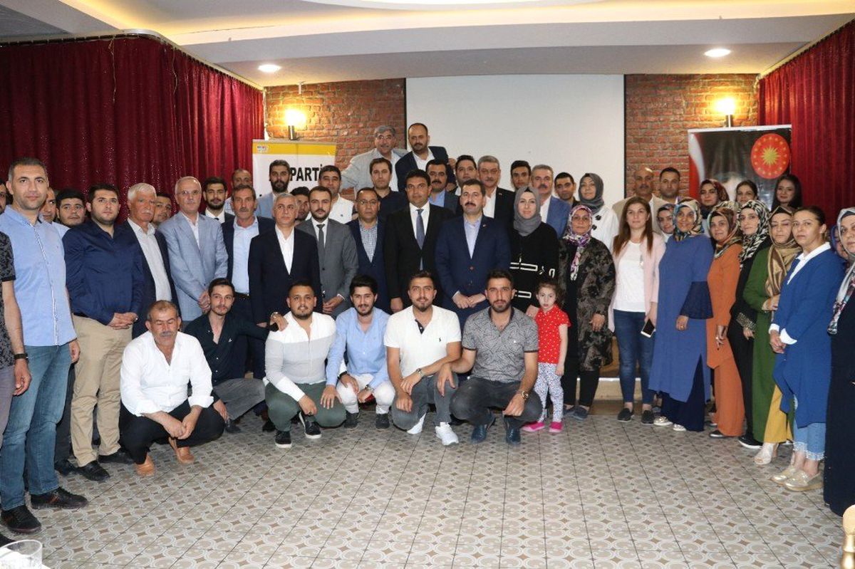 Karaköprü\'de Hizmet Vakti