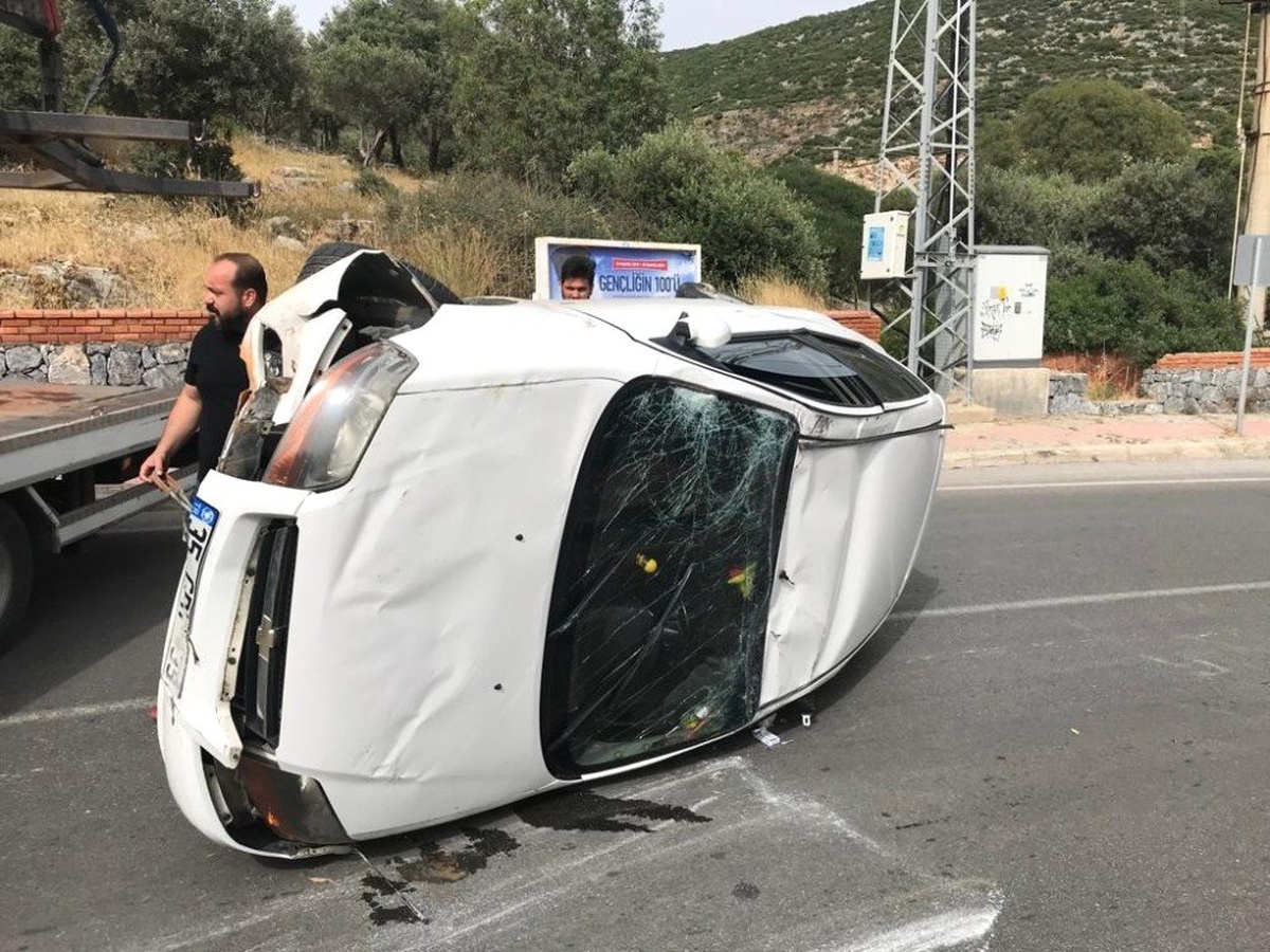 Kuşadası\'nda Trafik Kazası; 1 Yaralı