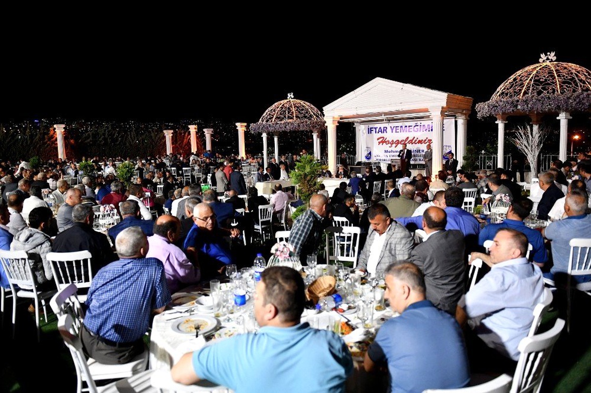 Mansur Yavaş\'tan Taksici Esnafına Müjde