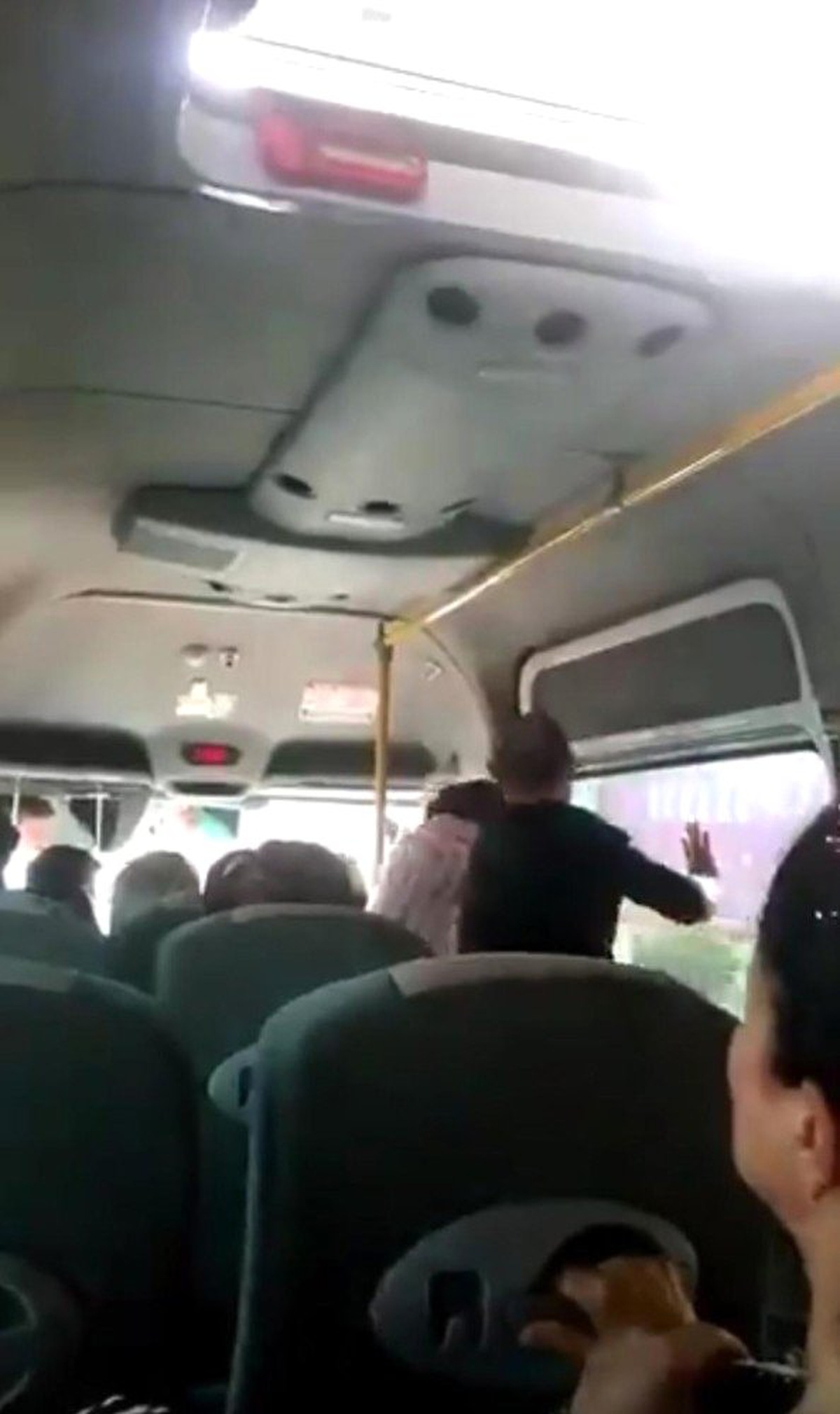 Minibüste Kadına Şiddet Olayının Zanlısı Yakalandı