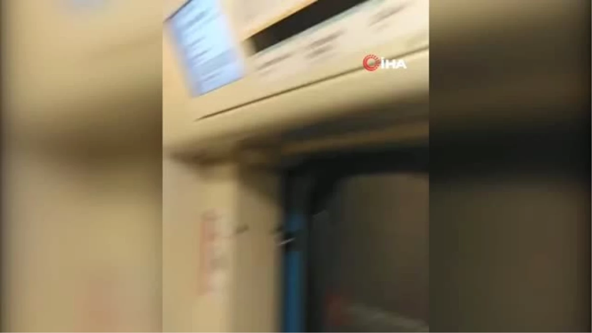Moskova Metrosunda Bin Kişi 2 Saat Boyunca Mahsur Kaldı
