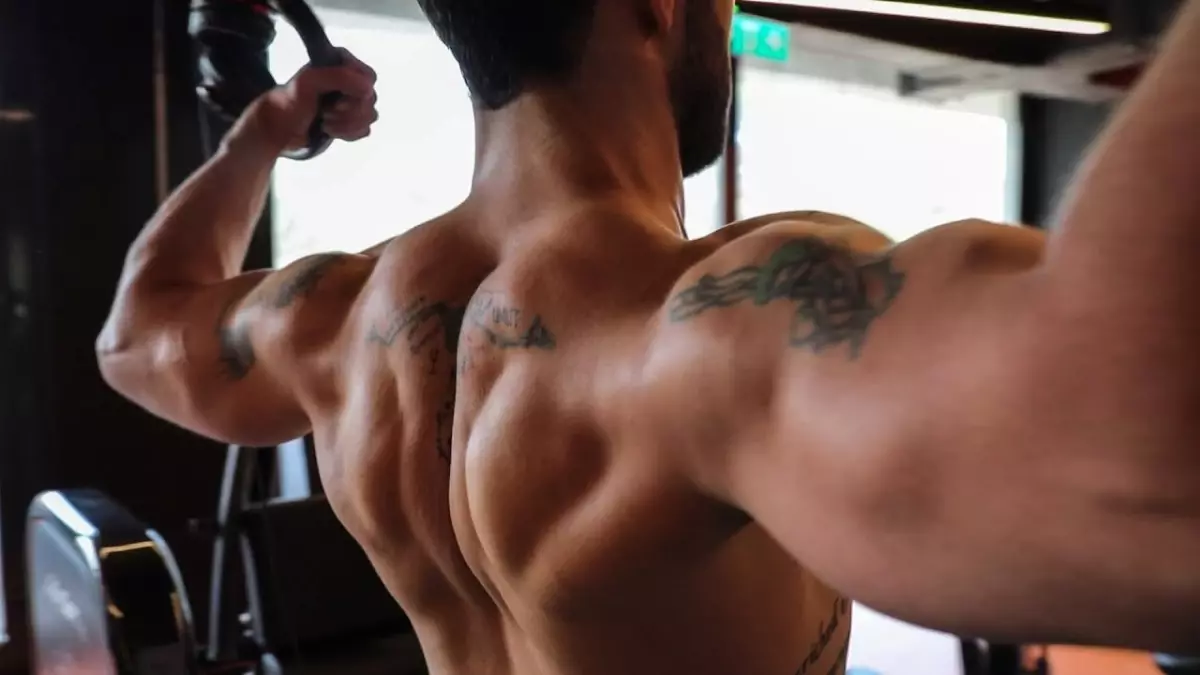 Nasıl 40 Kilo Verdim! - 1 Hafta Challenge! - (Spor Serisi #1) - Volkan Alaei